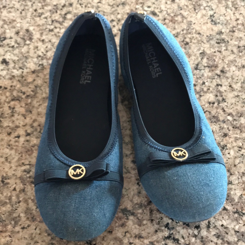 Girls size 5 Micheal Kors denim ballet flats.....